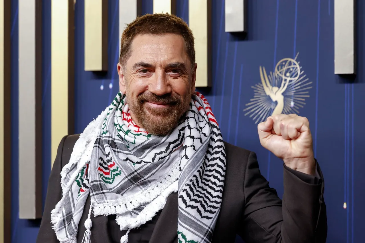 Elenco de ‘The Studio’ celebra tras ganar 13 premios Emmy en 2025.