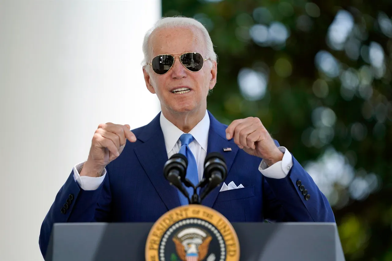 Joe Biden 8586