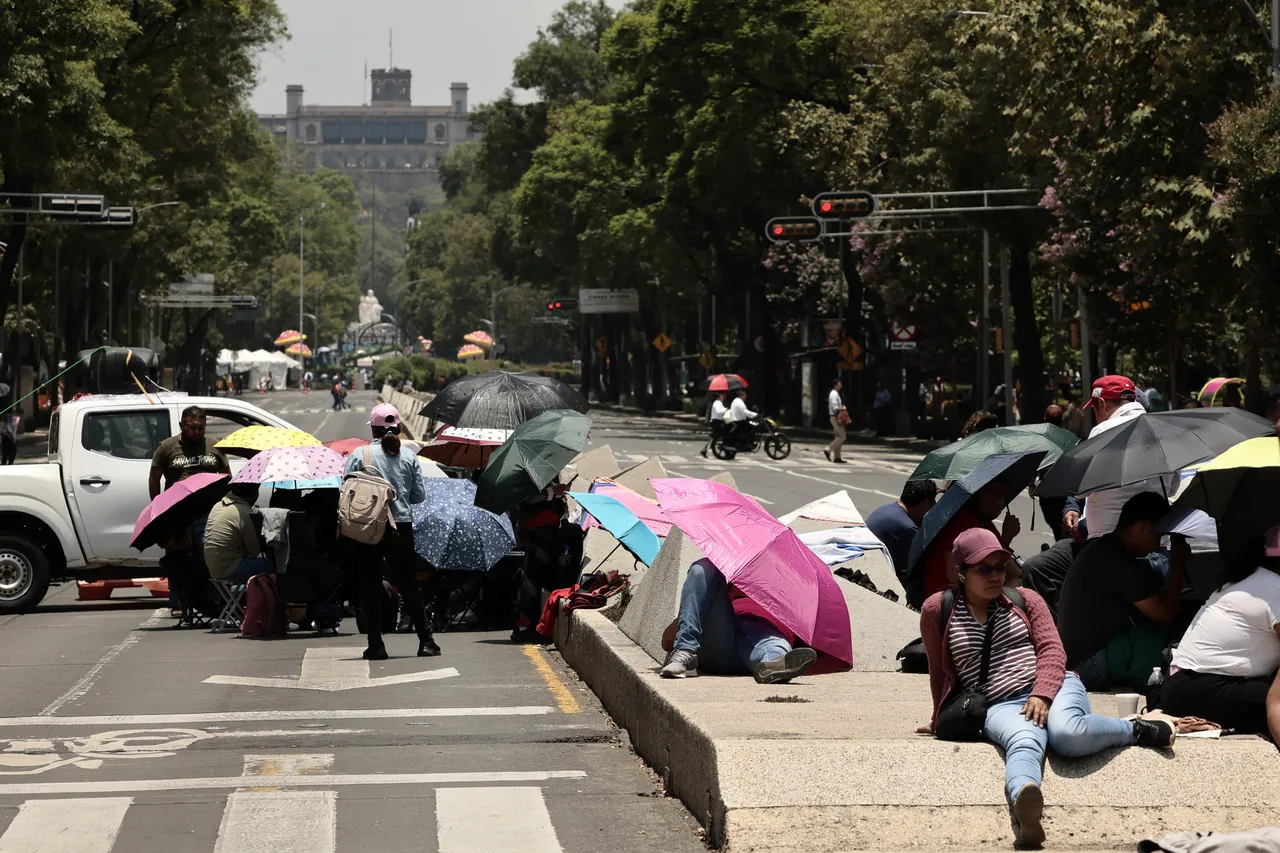 Sheinbaum asegura que no caerá en provocaciones ante protestas de maestros