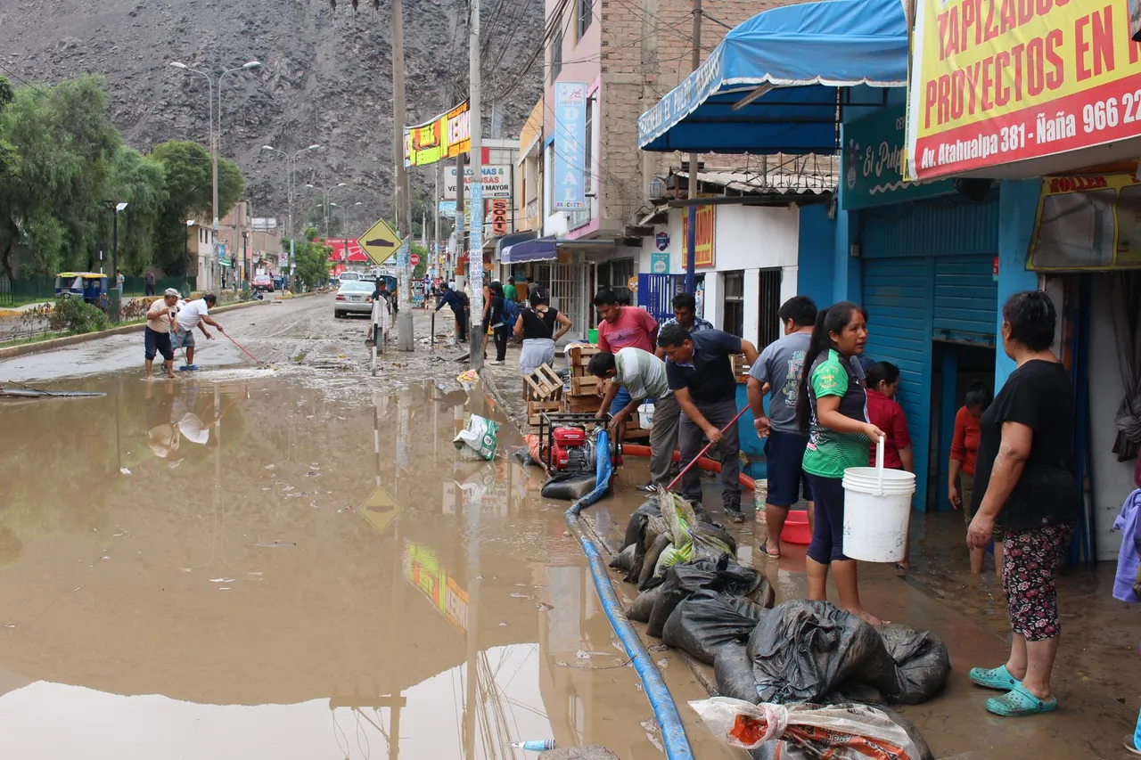 Soledad ante el desastre, el drama de los afectados por las lluvias en Lima