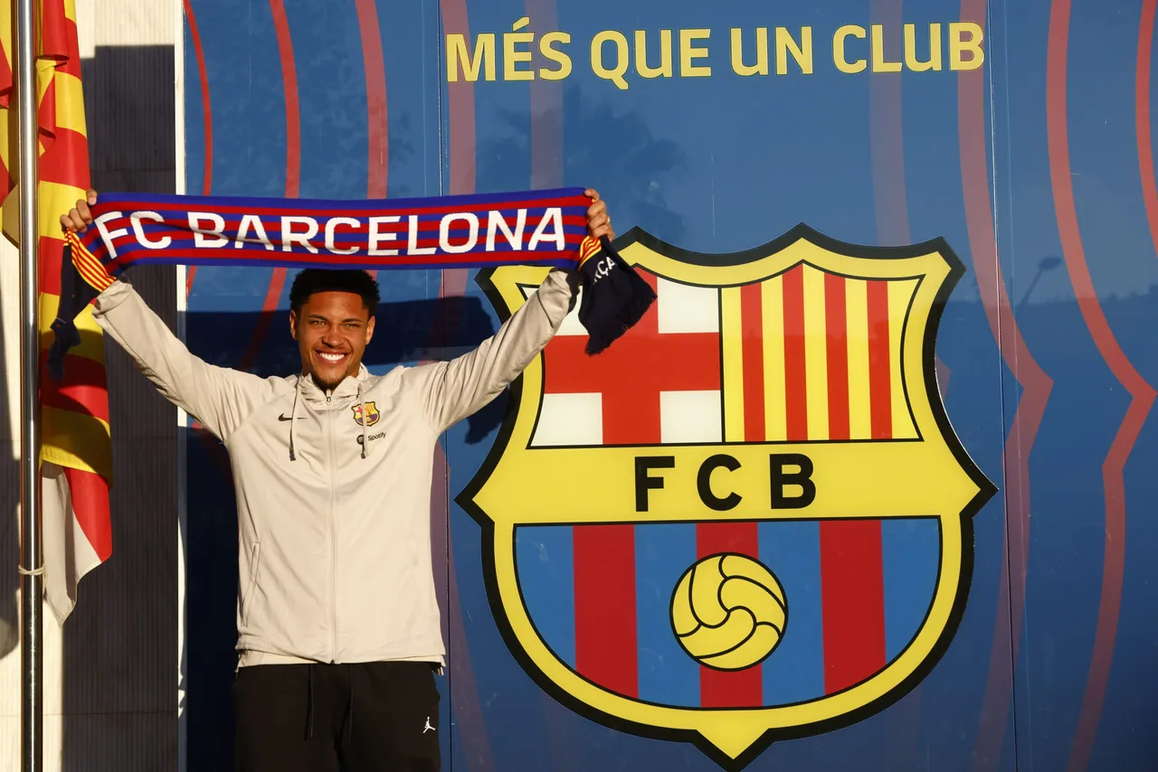Vitor Roque tras llegar a Barcelona: &#8220;Siempre fue un sueño desde pequeño&#8221;