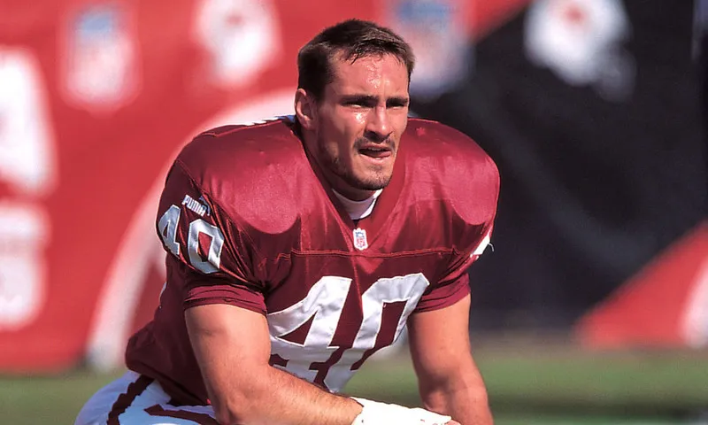 105325_pat_tillman_el_jugador_de_la_nfl_que_murio_en_acto_de_servicio_mas_o_menos