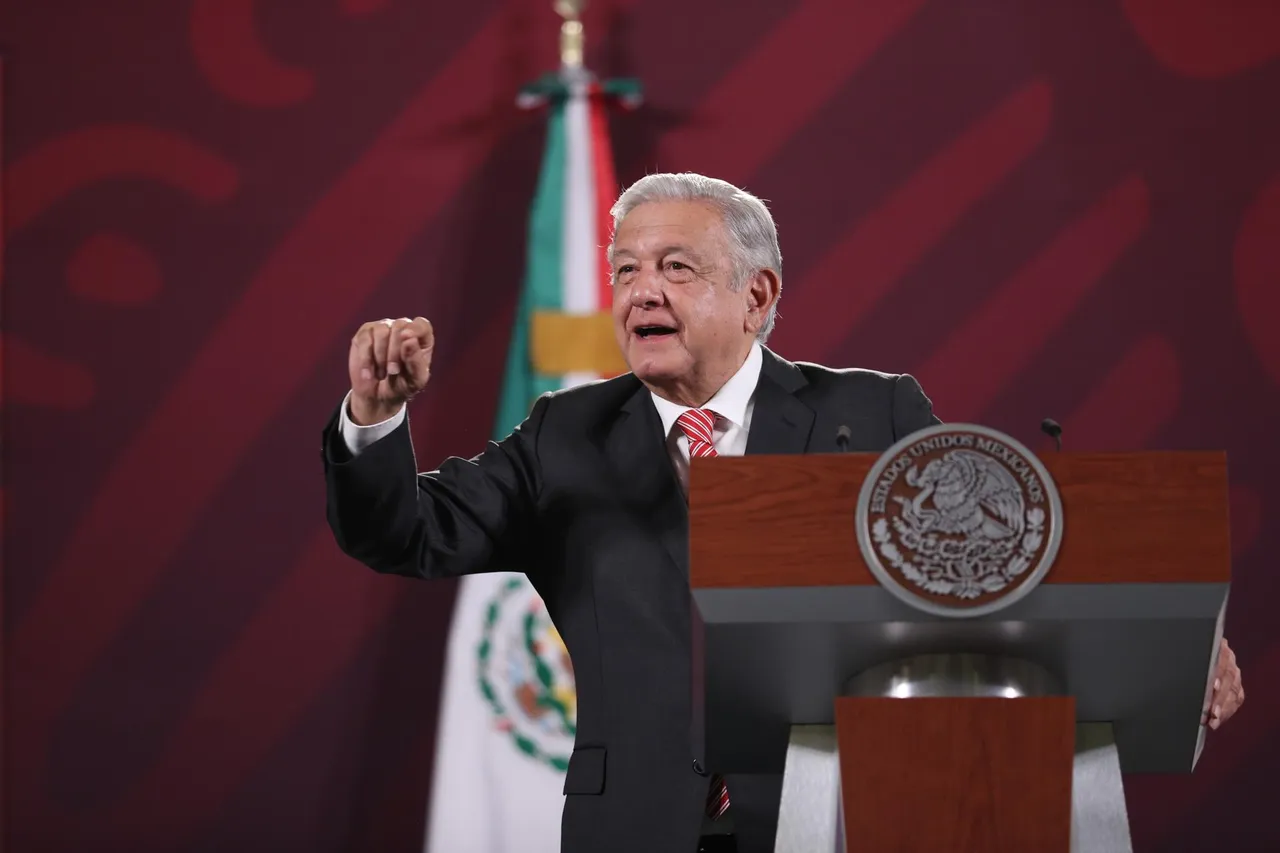 López Obrador avala inversión petrolera por parte de Carlos Slim para explotar yacimiento