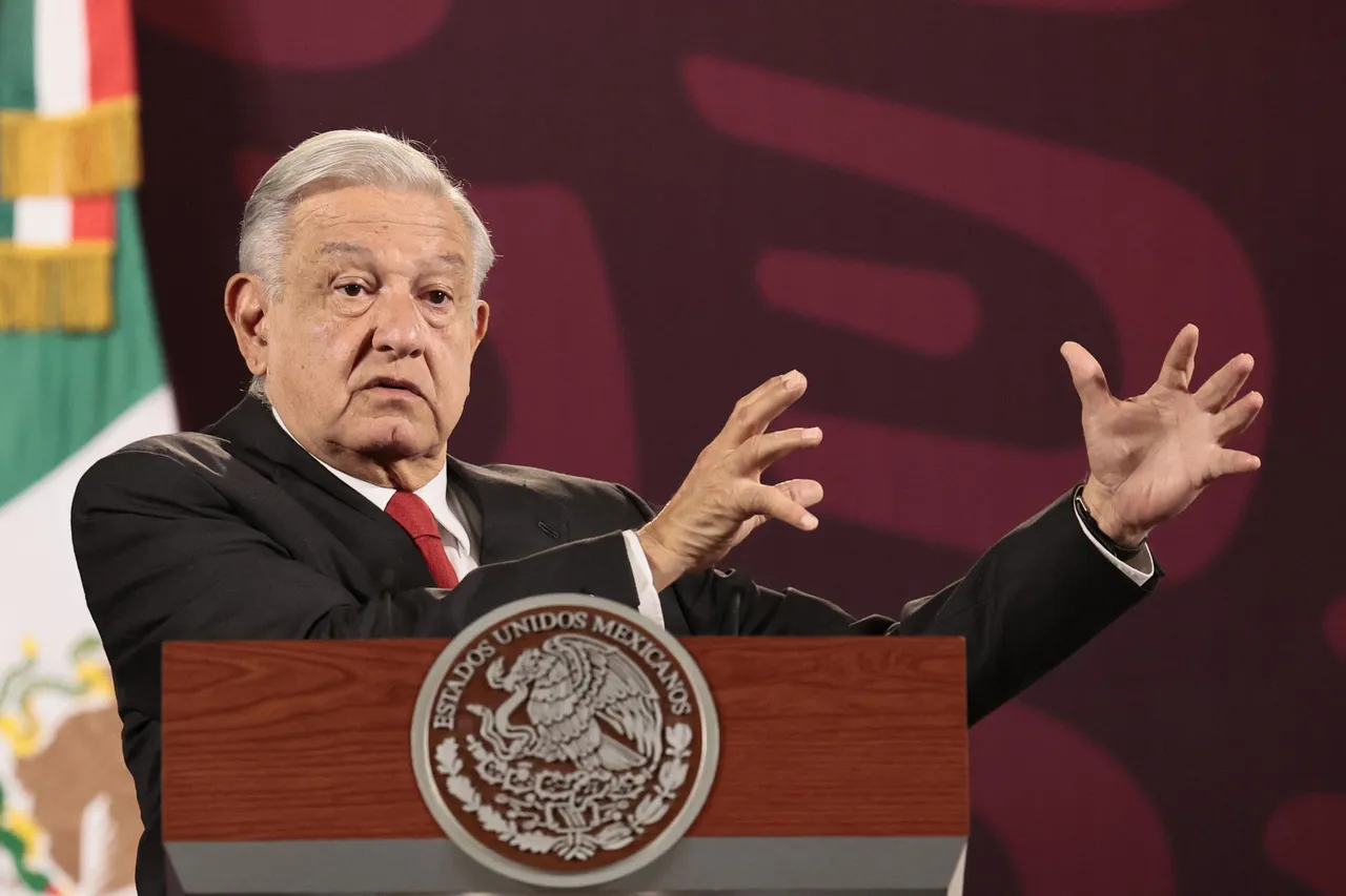 López Obrador dice que la oposición &#8220;está desesperada&#8221; por buscar prohibir su conferencia