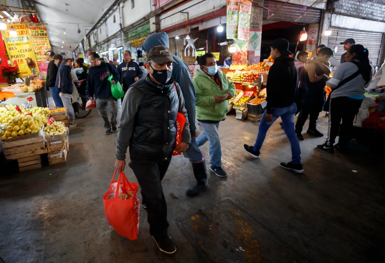 Central de Abasto de México se abarrota en Navidad por su variedad y precios