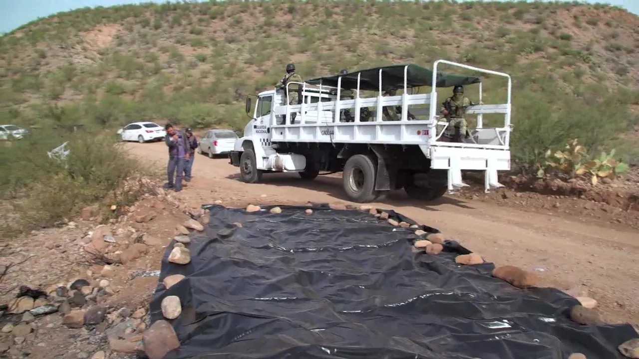 191107190805-luto-lebaron-la-mora-bavispe-sonora-funerales-mujeres-ninos-pkg-rey-rodriguez-perspectivas-mexico-00022201-full-169