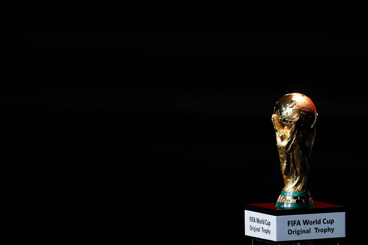 1220112117JDI_FINAL_DRAW_TROFEO