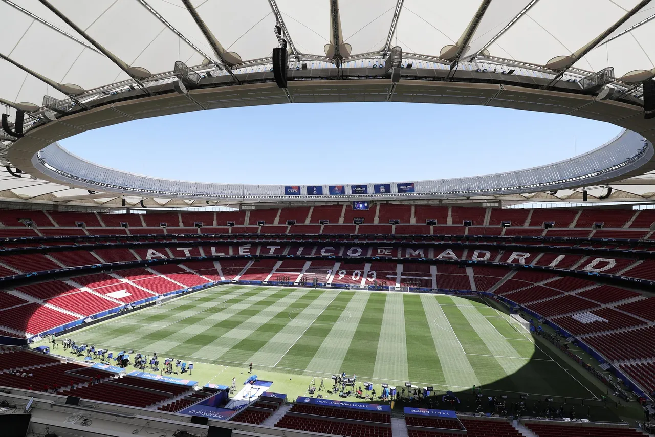 El estadio Metropolitano del Atlético de Madrid albergará la final de la Liga de Campeones masculina de 2027, según decidió este jueves