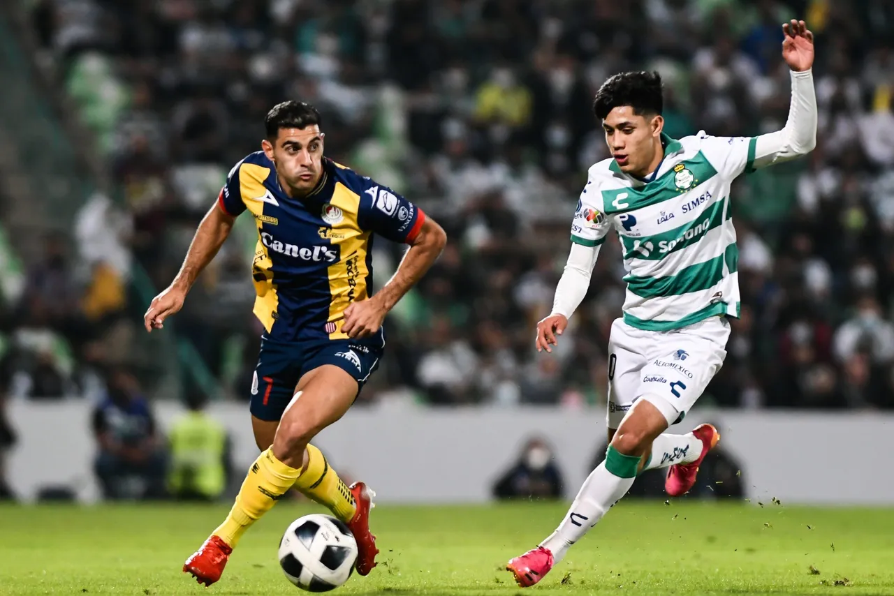 Liga BBVA MX Apertura Grita Mexico 2021 Santos vs Atletico San Luis