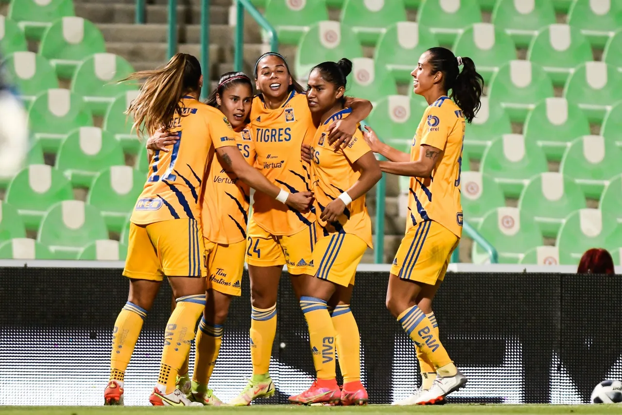 Liga MX Femenil Apertura Grita Mexico 2021 Santos vs Tigres UANL