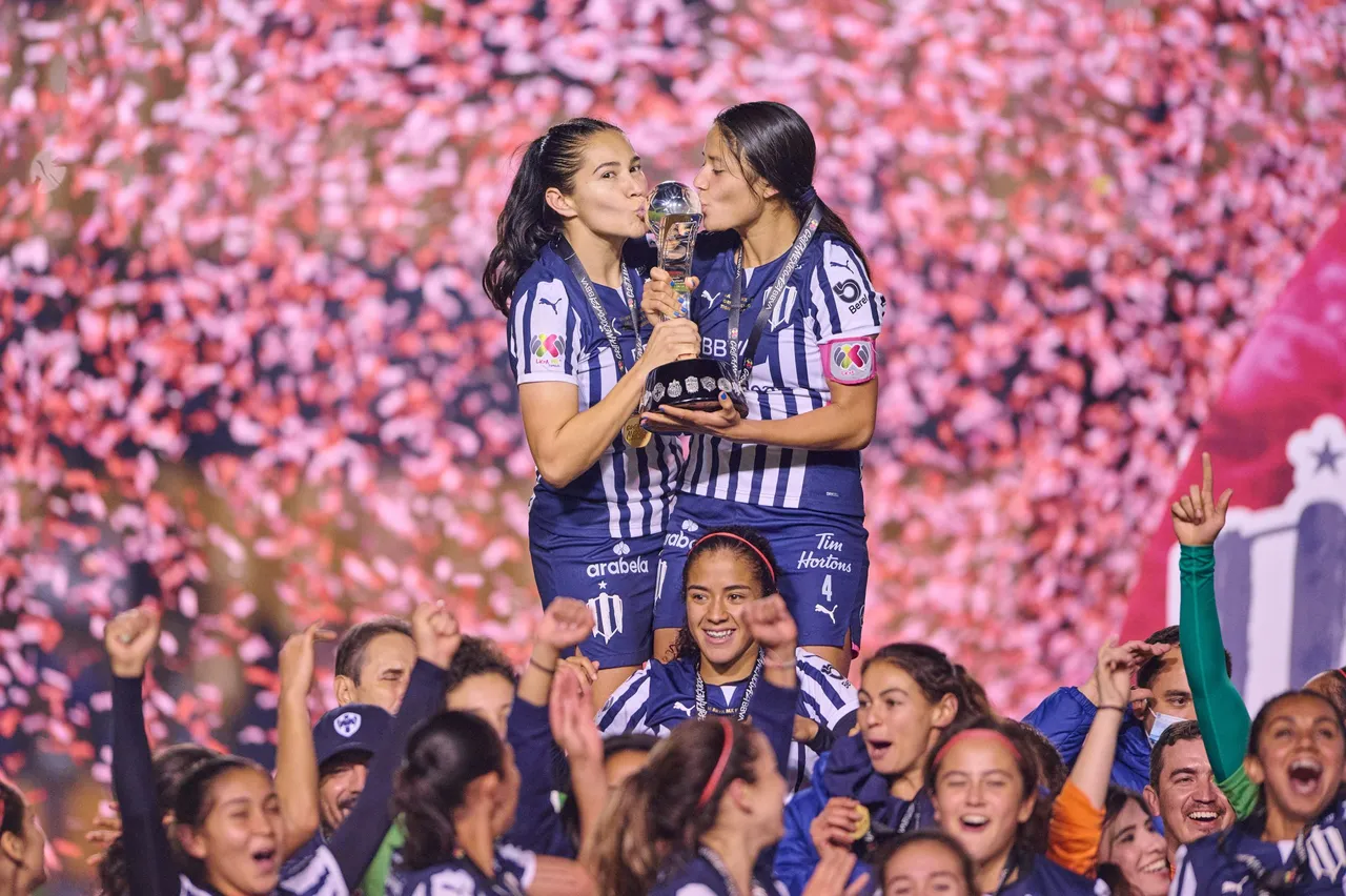 _LMXF_A21_FV_UANL_MTY_