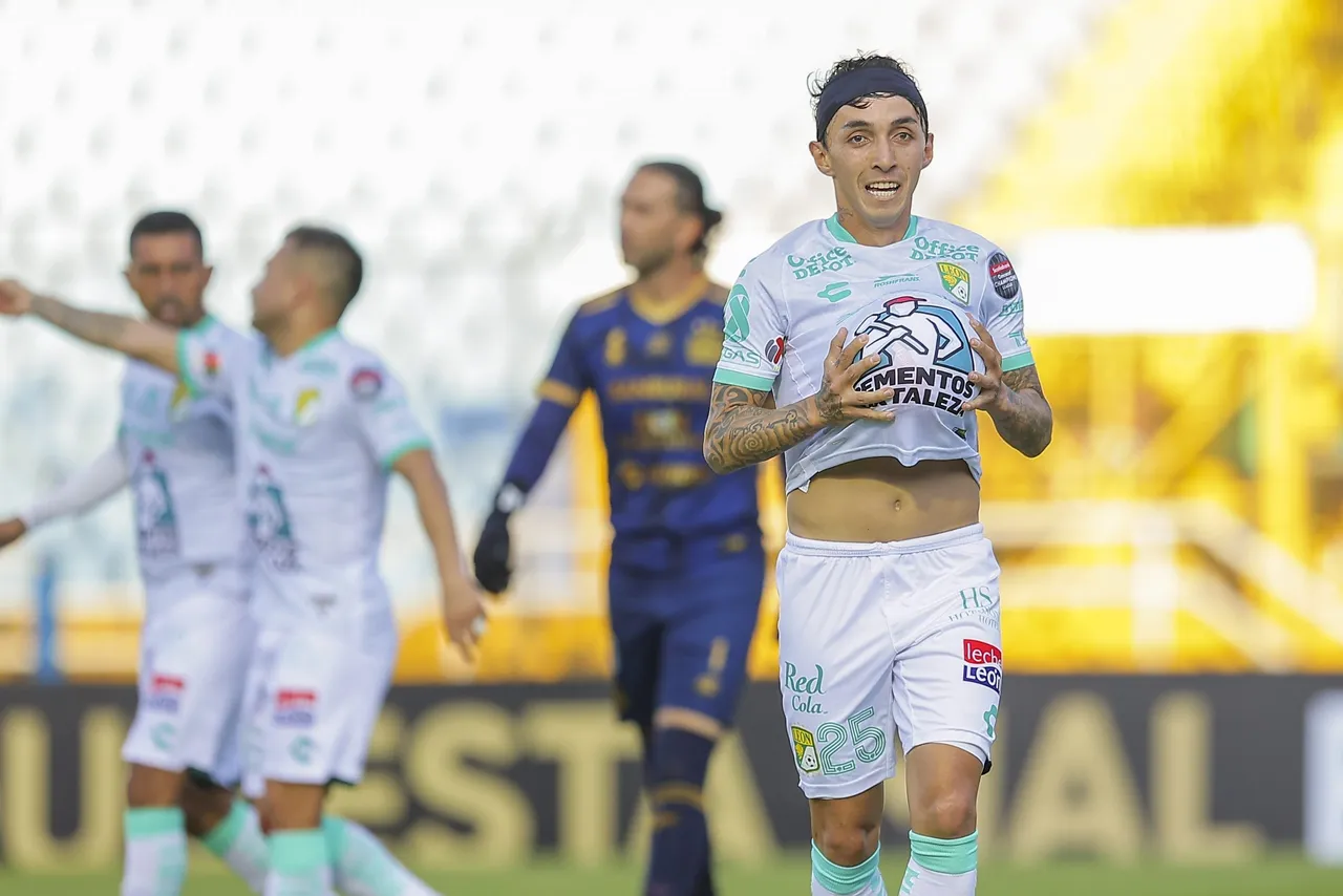 SCCL 2022 Deportivo Guastatoya (GUA) vs Leon FC (MEX) OFI