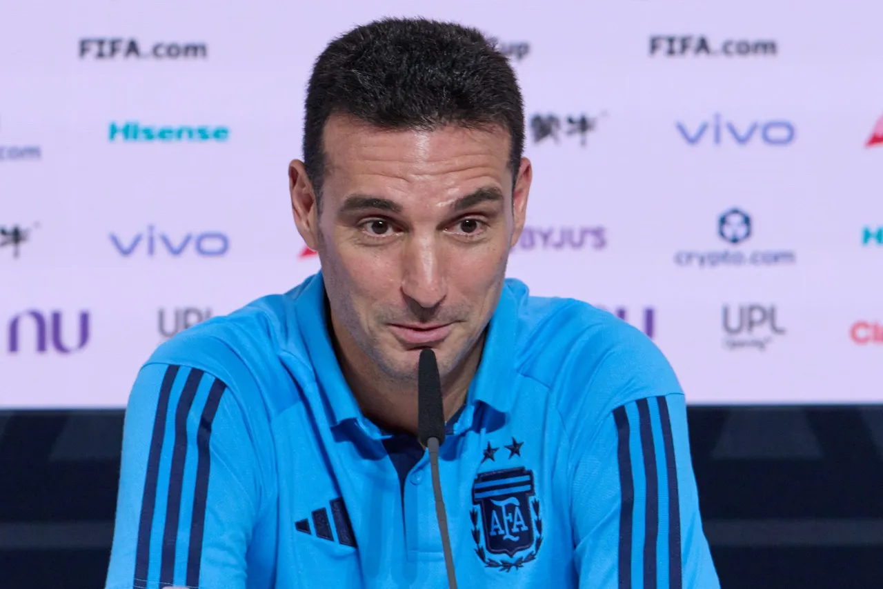 Lionel Scaloni, criticó este lunes la fecha asignada al partido por la Finalissima contra España, en marzo próximo