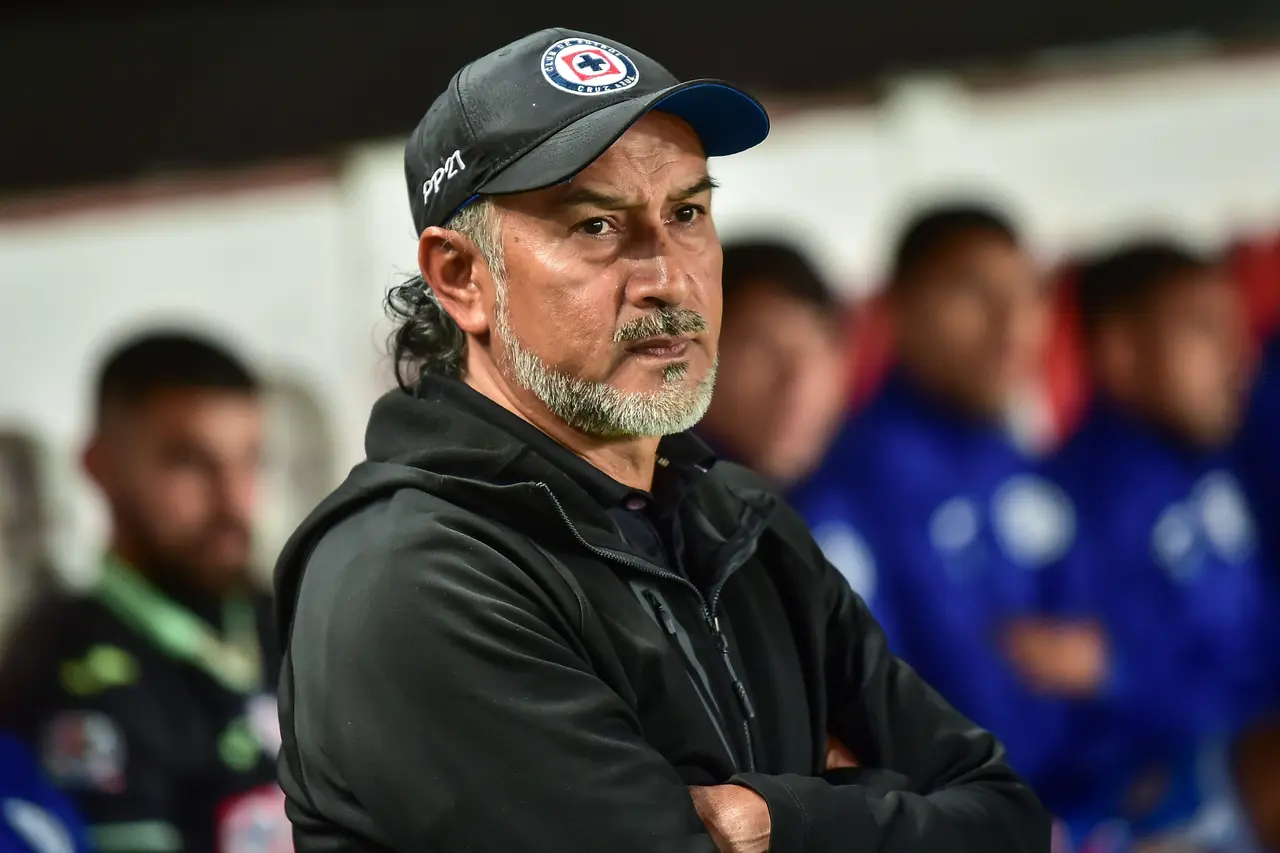 Raúl ‘Potro’ Gutiérrez fue elegido como nuevo entrenador de Cruz Azul Femenil, tras la salida de Israel del Real