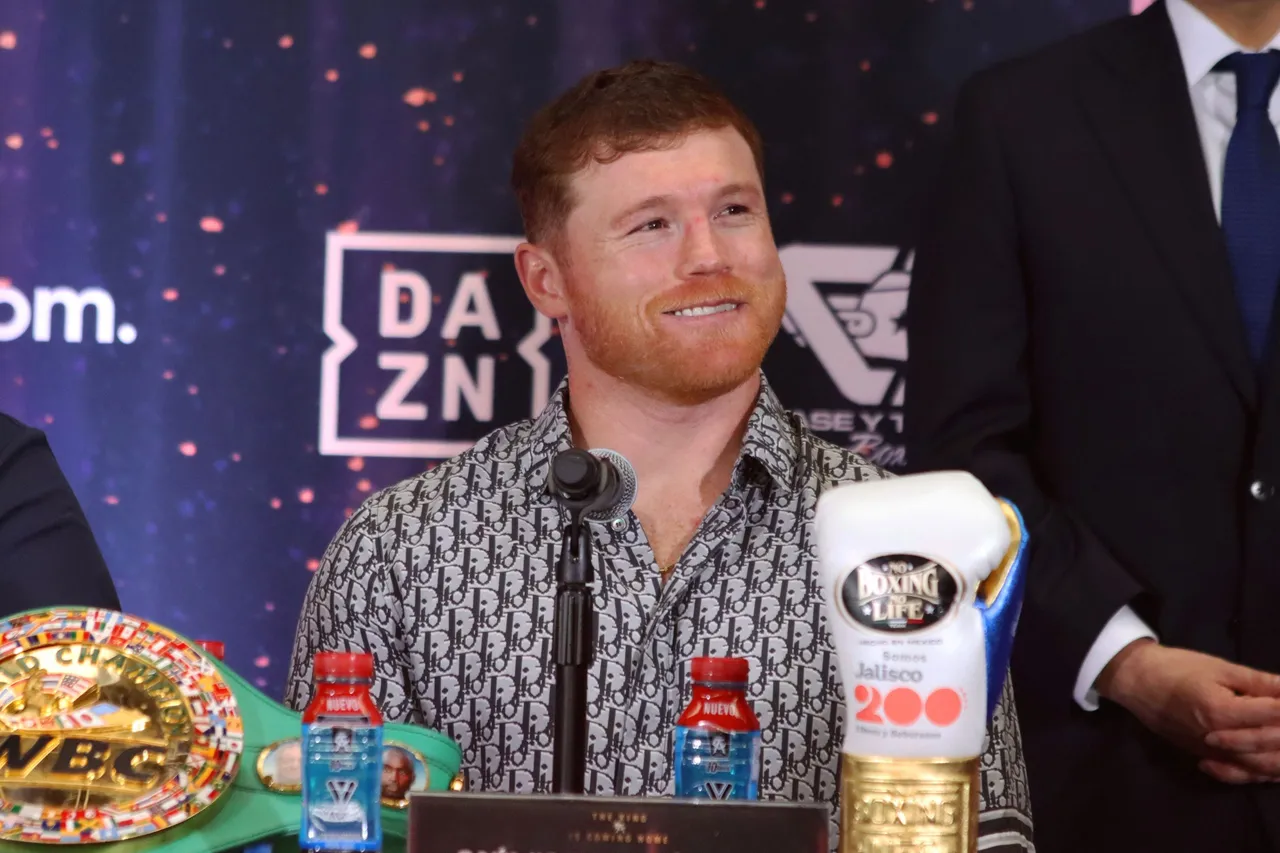 _BOX_2023_SAUL_ALVAREZ