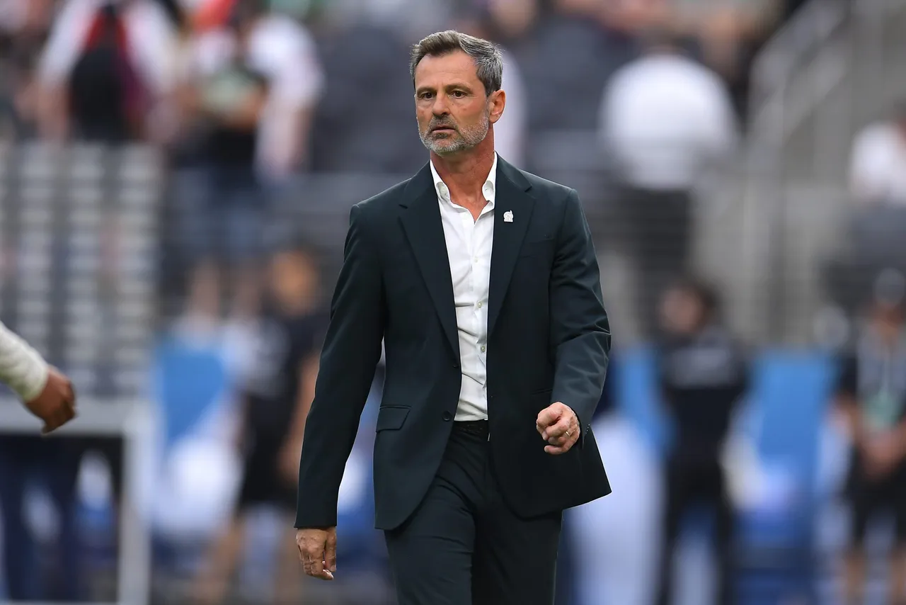El argentino Diego Cocca, entrenador del Atlas, aceptó este viernes que su equipo está afectado anímicamente por la mala racha
