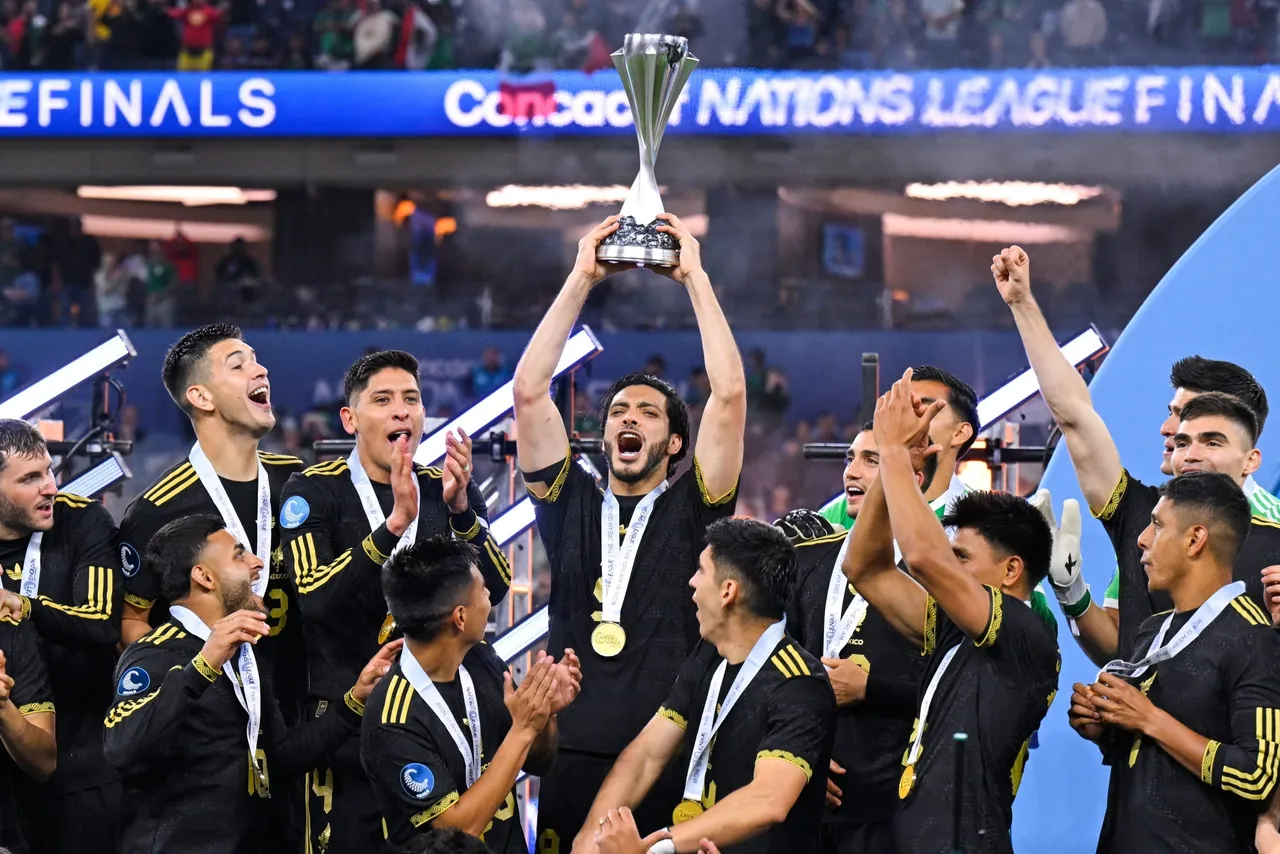 IV CONCACAF NATIONS LEAGUE 2024-2025 Mexico 2-1 Panama &#8211; Final