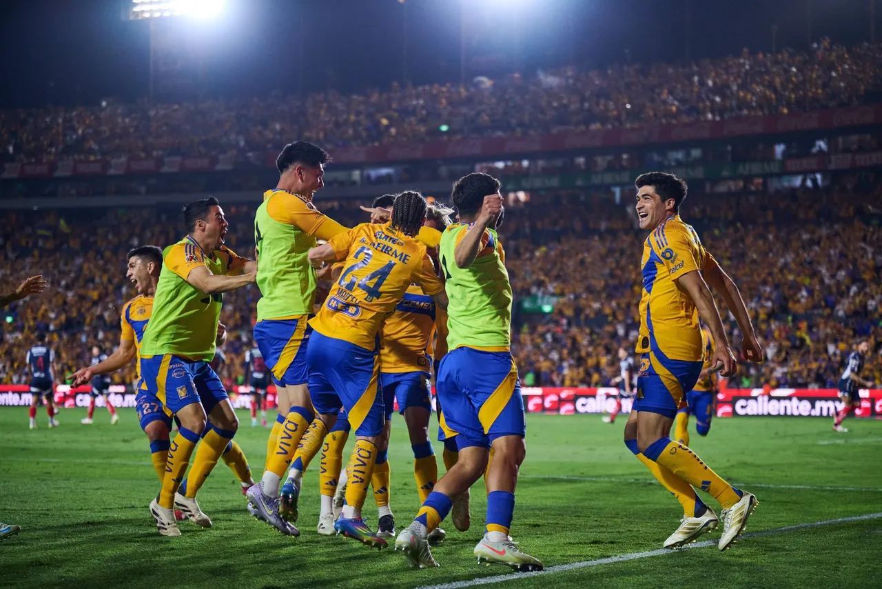 Liga BBVA MX Clausura 2025 Tigres UANL vs Monterrey