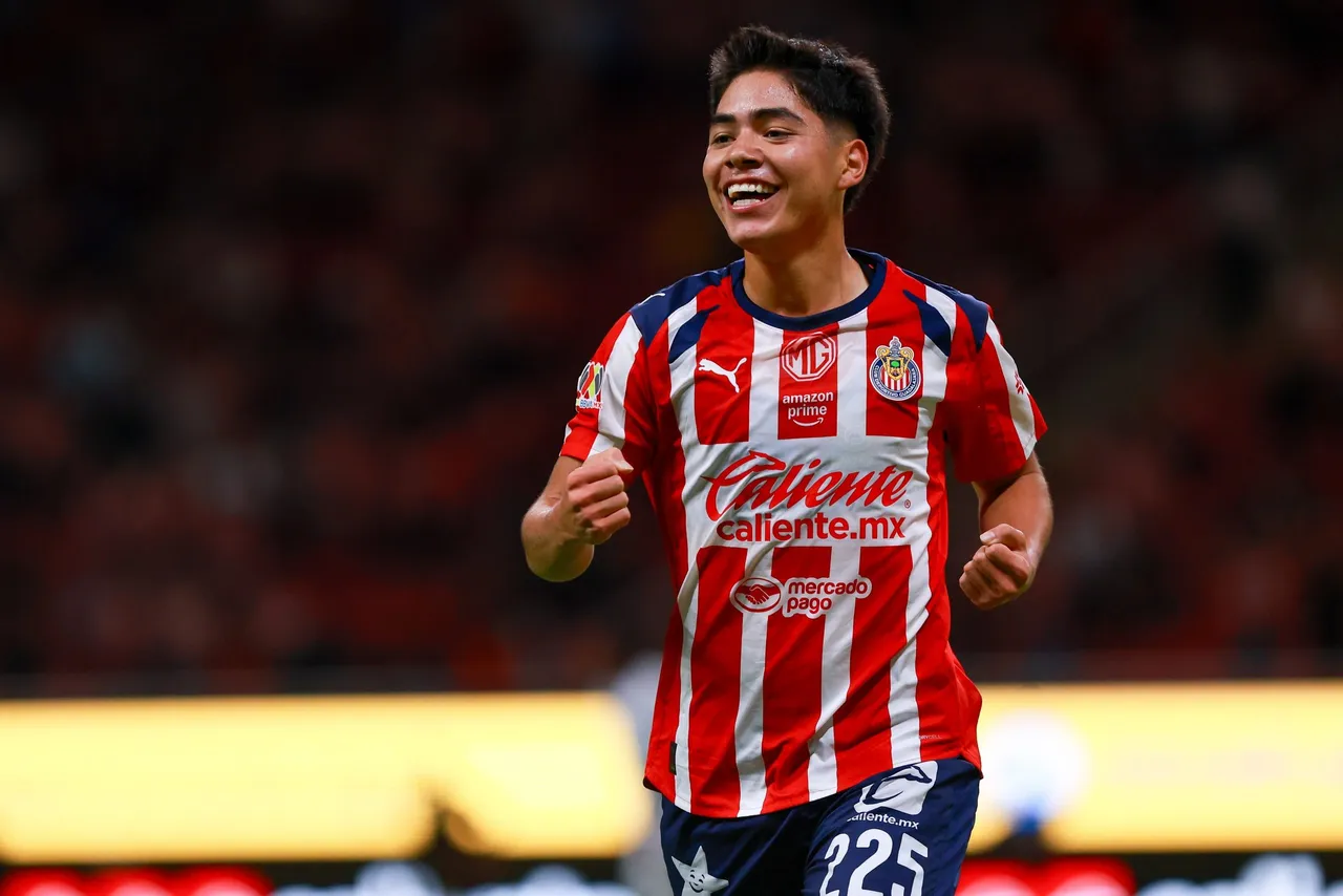 Las Chivas de Guadalajara que dirige el entrenador argentino Gabriel Milito tomaron aire al vencer por 3-1 al Necaxa de su compatriota