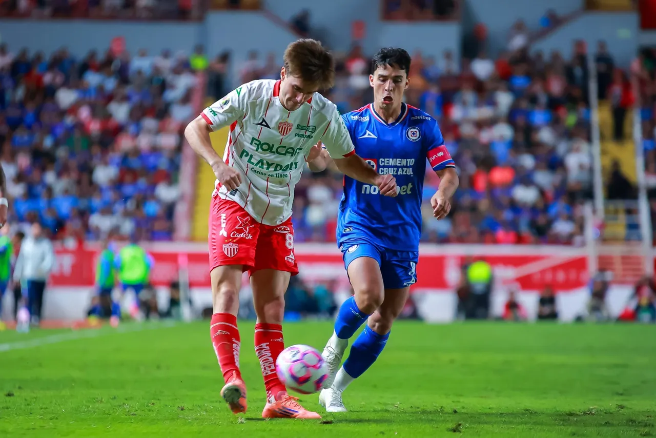 Cruz Azul no logró imponerse al Necaxa y terminó empatando 1-1 en el Victoria, en un duelo donde tuvo oportunidades claras para llevarse