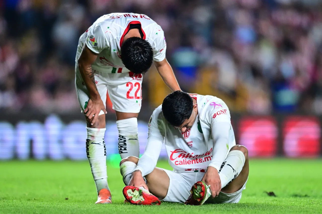 Querétaro, los Gallos Blancos recibieron a las Chivas en duelo correspondiente a la Jornada 14