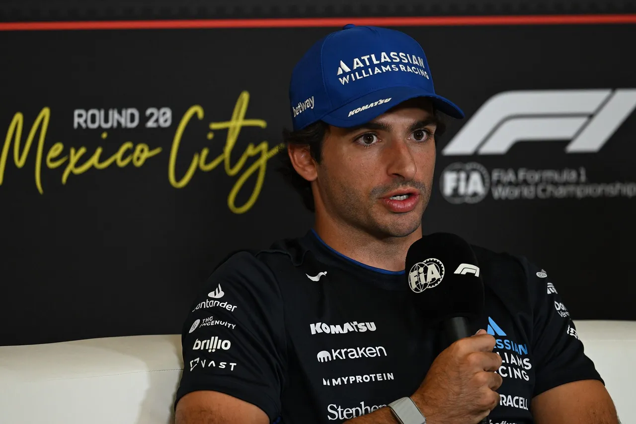 El español Carlos Sainz (Williams) -ganador hace un año en esta pista- , que acabó noveno este viernes la jornada de entrenamientos libres para el Gran Premio de Ciudad de México