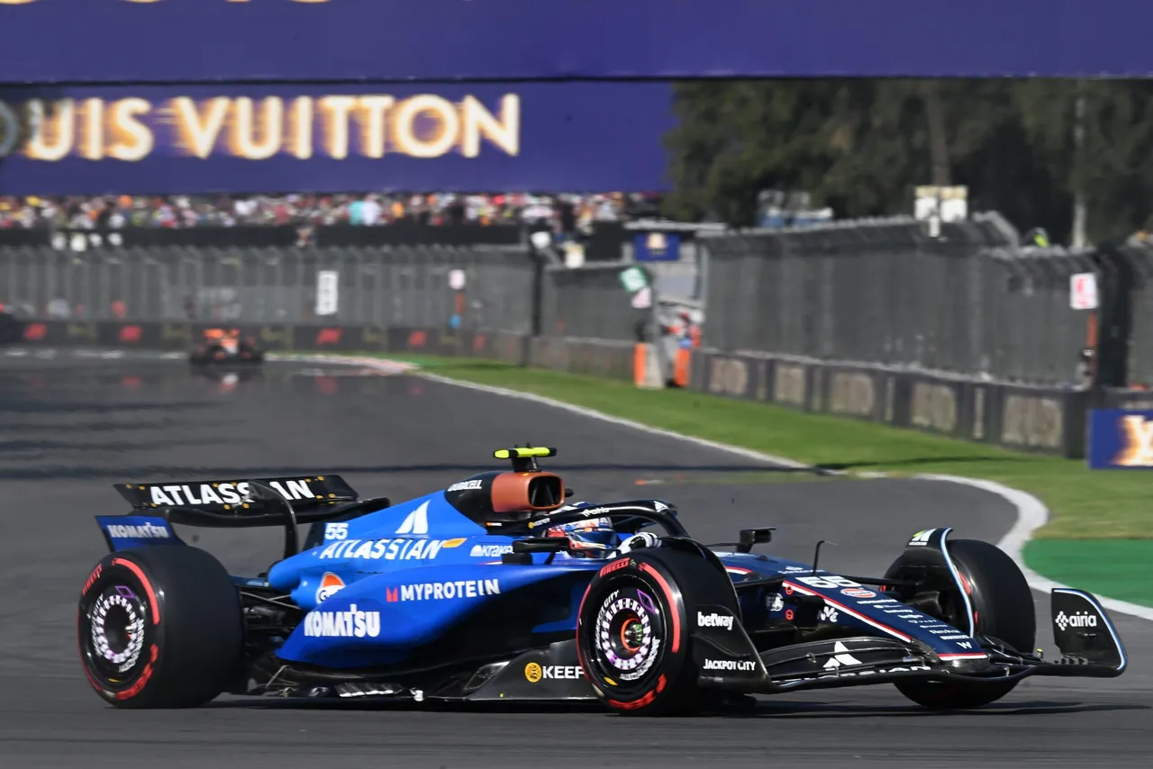 El español Carlos Sainz (Williams), que este domingo sale duodécimo en el Gran Premio de Ciudad de México