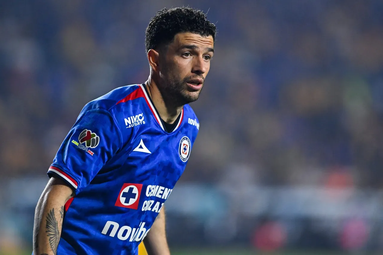 El panorama en Cruz Azul podría dar un giro inesperado en los próximos días. Ignacio “Nacho” Rivero, actual capitán del conjunto celeste, estaría cerca