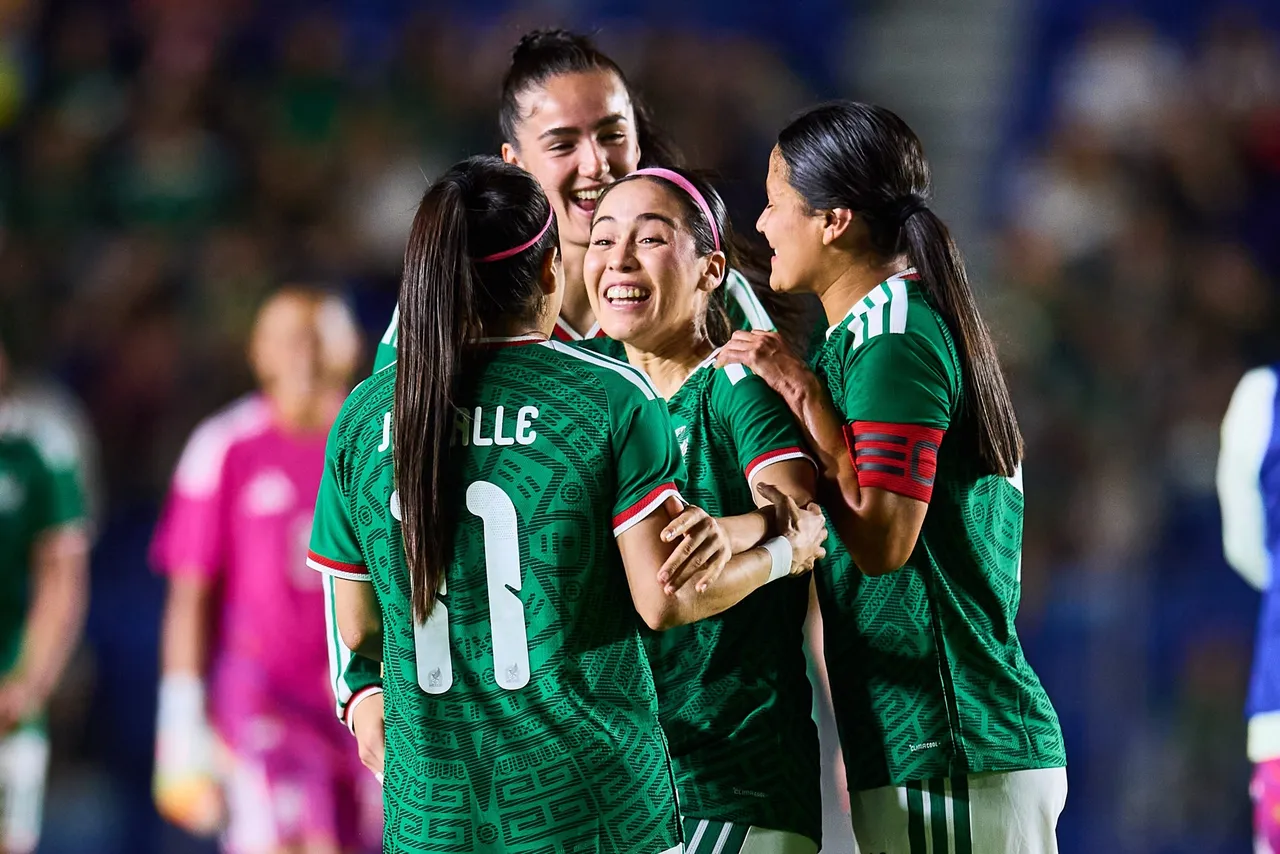 La selección femenina de fútbol de México derrotó este sábado 1-0 a Brasil, sexto en el ránking FIFA, en un partido amistoso realizado