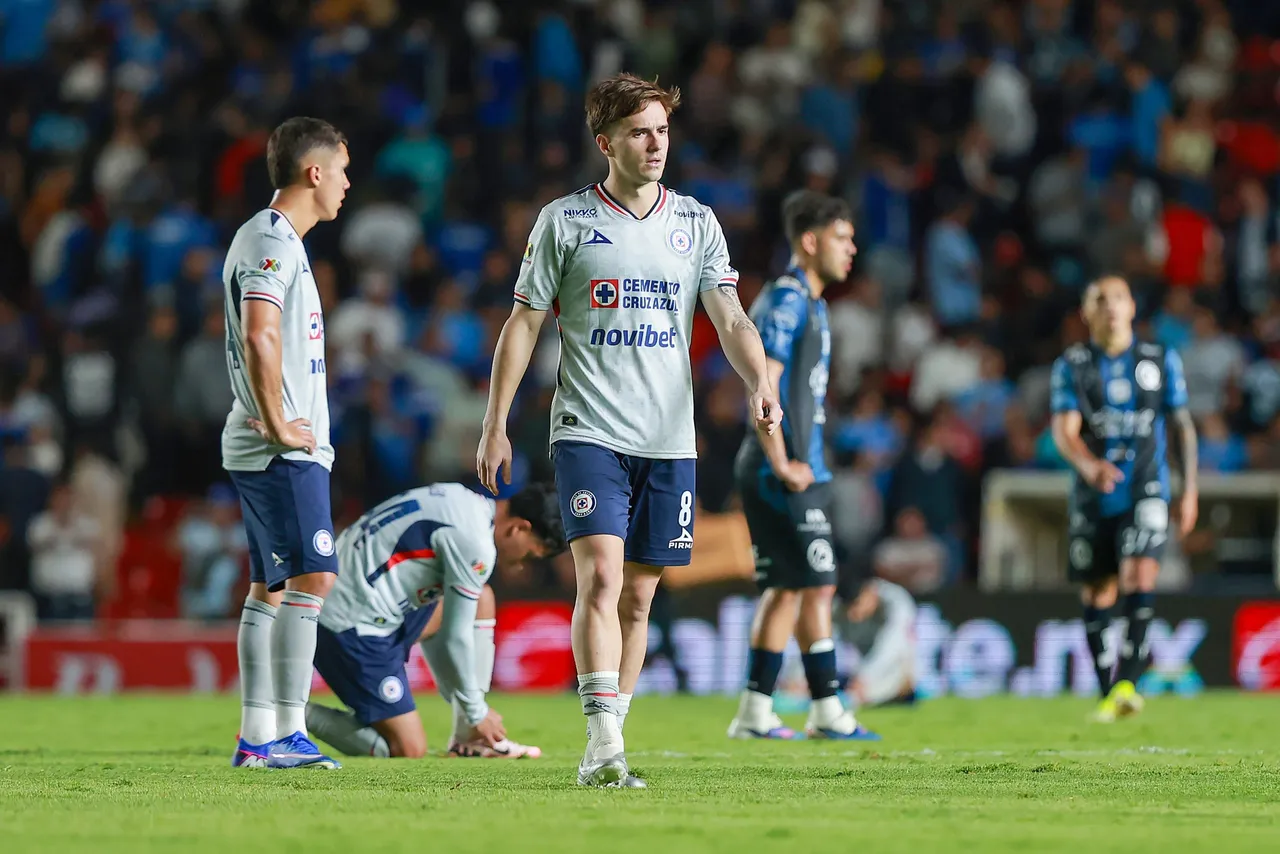 Cruz Azul continúa sin encontrar el camino de la victoria bajo la dirección técnica de Nicolás Larcamón. La escuadra cementera igualó 1-1