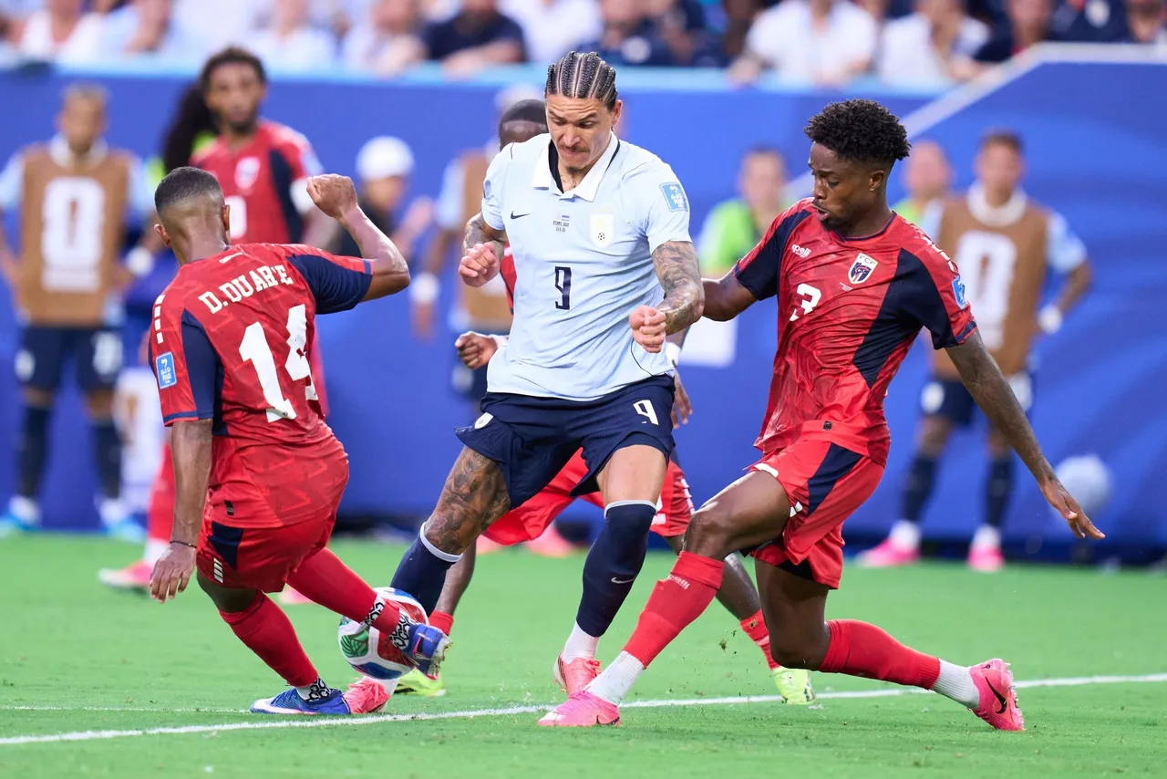Uruguay está en problemas. Si el empate contra Arabia Saudí pudo considerarse una sorpresa, el 2 a 2 contra Cabo Verde dejó de serlo, y le obliga a ganar a España
