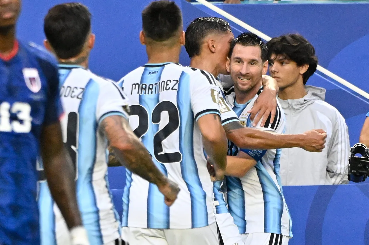 Argentina se clasificó este viernes a los octavos de final del Mundial 2026 al derrotar por 3-2 a Cabo Verde en un sufrido partido de 120 minutos disputado en Miami.