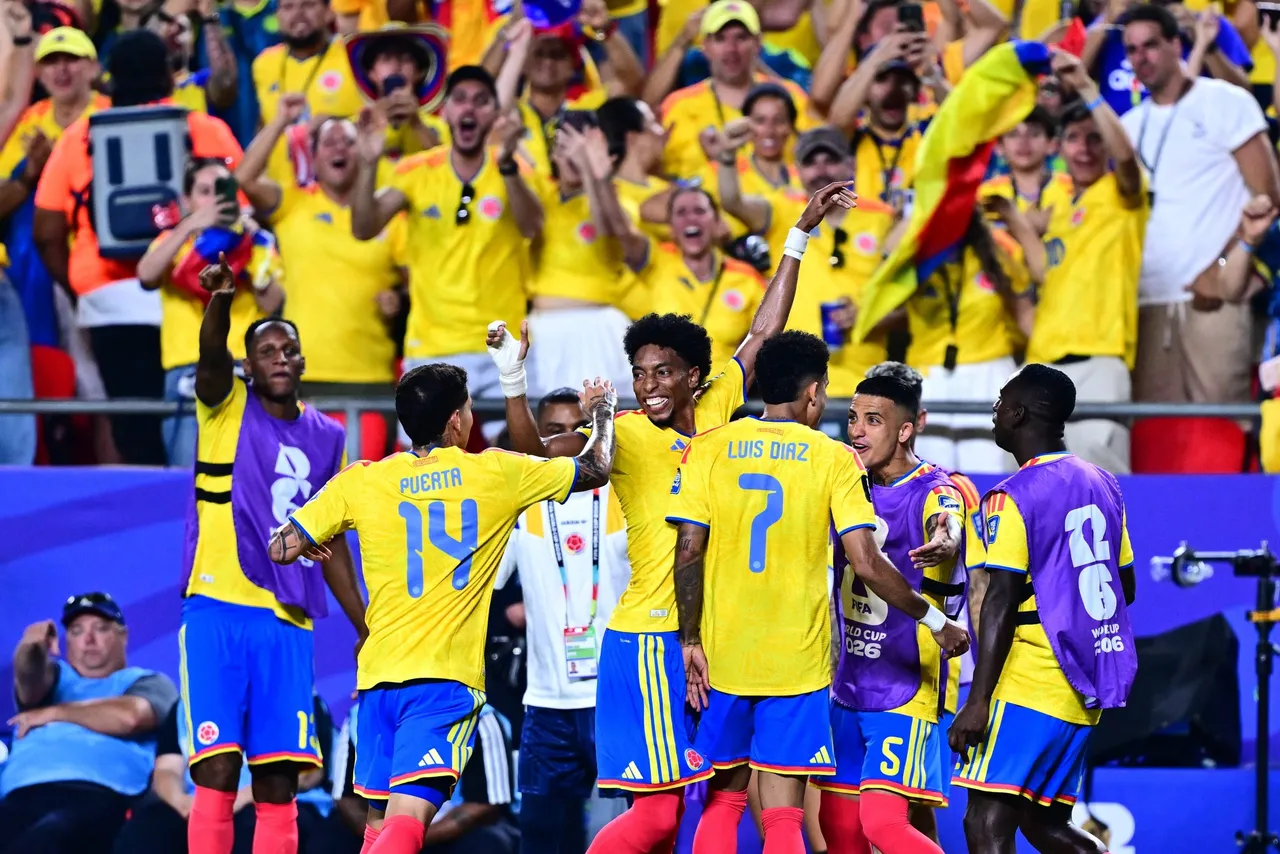 La selección de Colombia se clasificó este viernes para los octavos de final de la Copa del Mundo, instancia en la que se medirá con Suiza, tras vencer