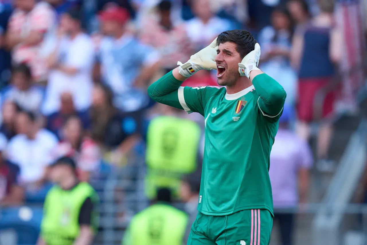 Thibaut Courtois, portero de la selección belga, reconoció que España es “favorita” para los cuartos de final del Mundial 2026, admitió