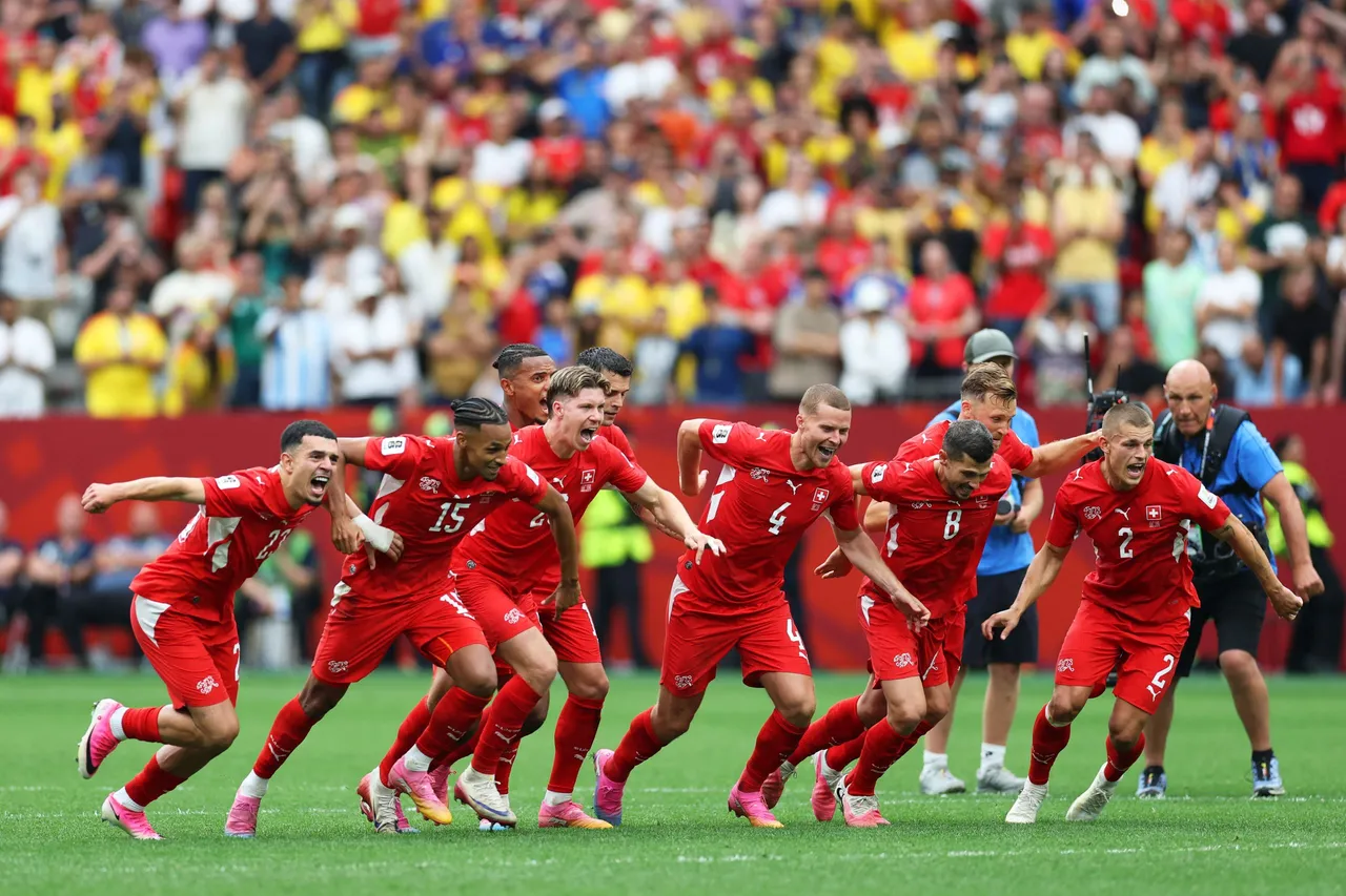 La selección de Suiza se clasificó este martes a los cuartos de final del Mundial 2026 tras superar en la tanda de penaltis a la de Colombia