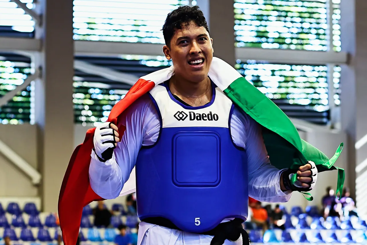 El olímpico Carlos Sansores conquistó el título en la categoría de +87 kilogramos, mientras que la joven Saraí González