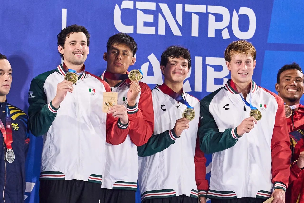 La selección mexicana de natación tuvo un inicio brillante en los Juegos Centroamericanos y del Caribe Santo Domingo 2026