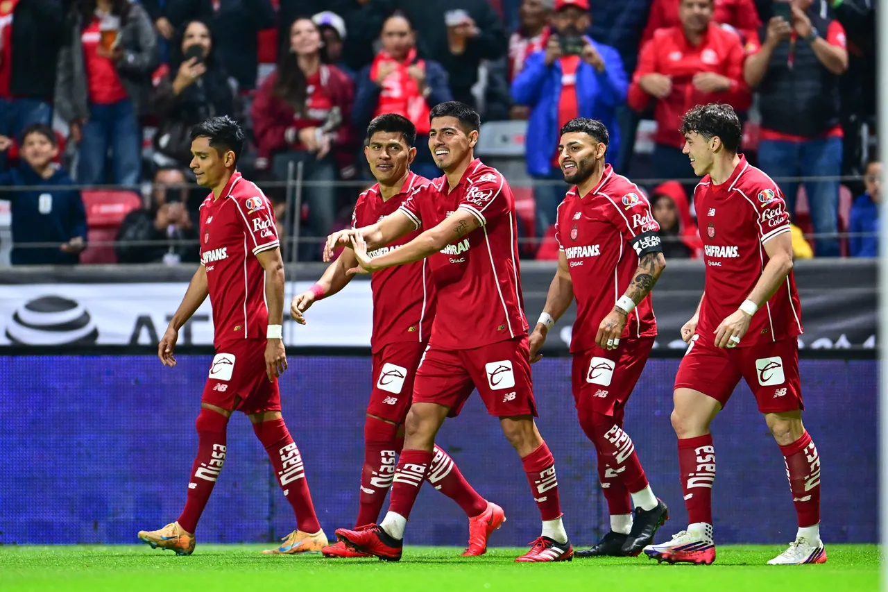 El uruguayo Federico Viñas marcó un gol este miércoles en el triunfo del Toluca por 3-1 sobre el FC Dallas, resultado
