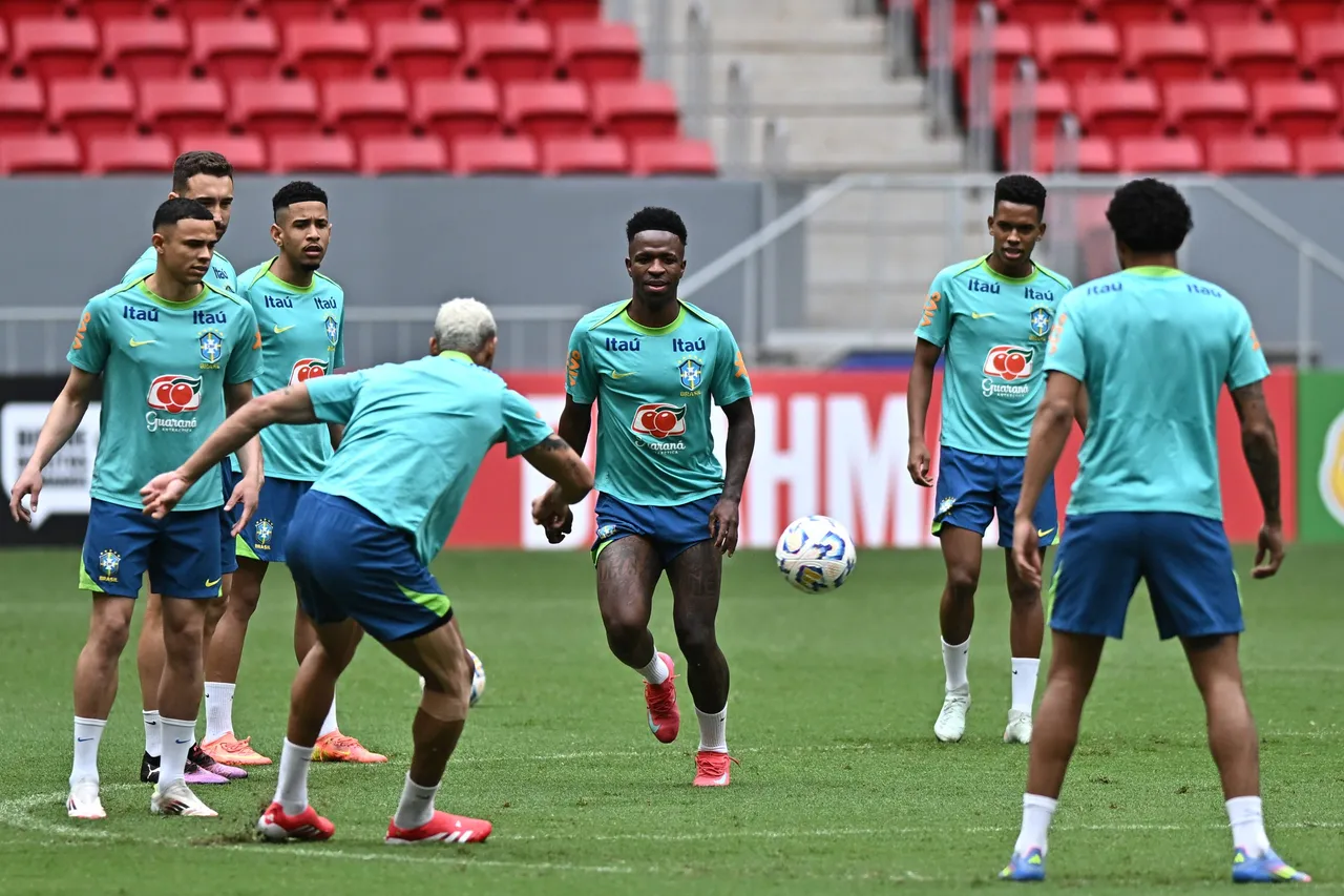Jugadores de Brasil se preparan para enfrentar a Argentina