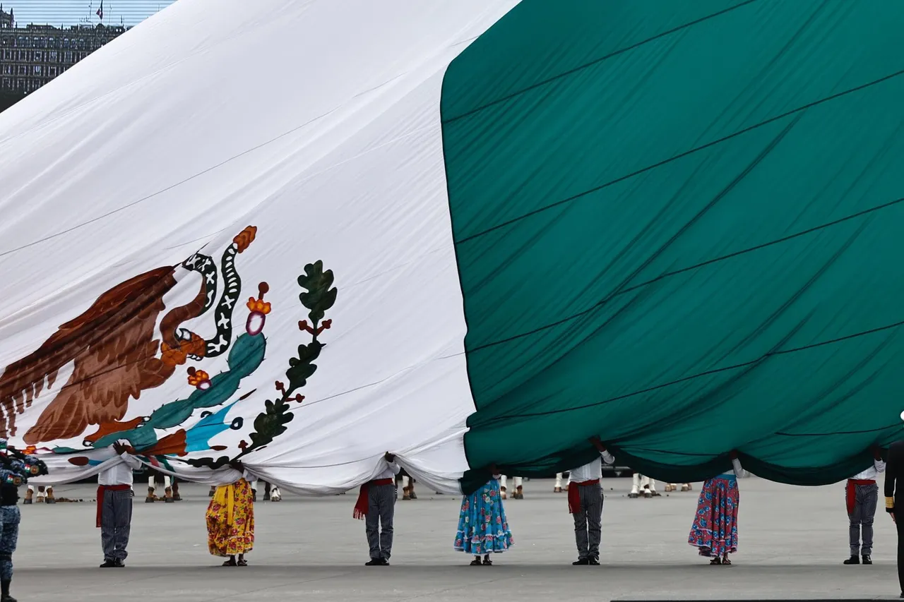 Sheinbaum defiende que las Fuerzas Armadas de México son el pueblo uniformado