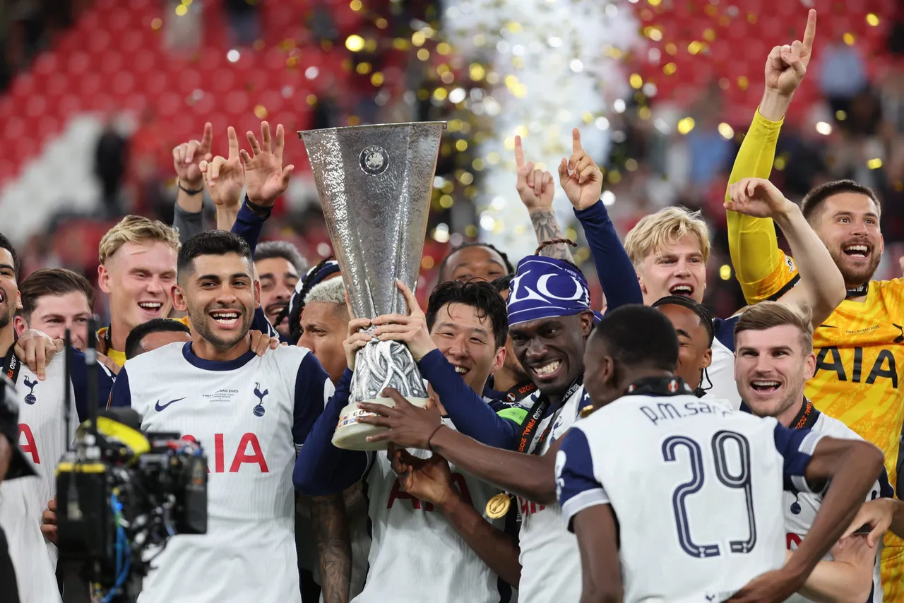 Tottenham Hotspurs  vs  Manchester United