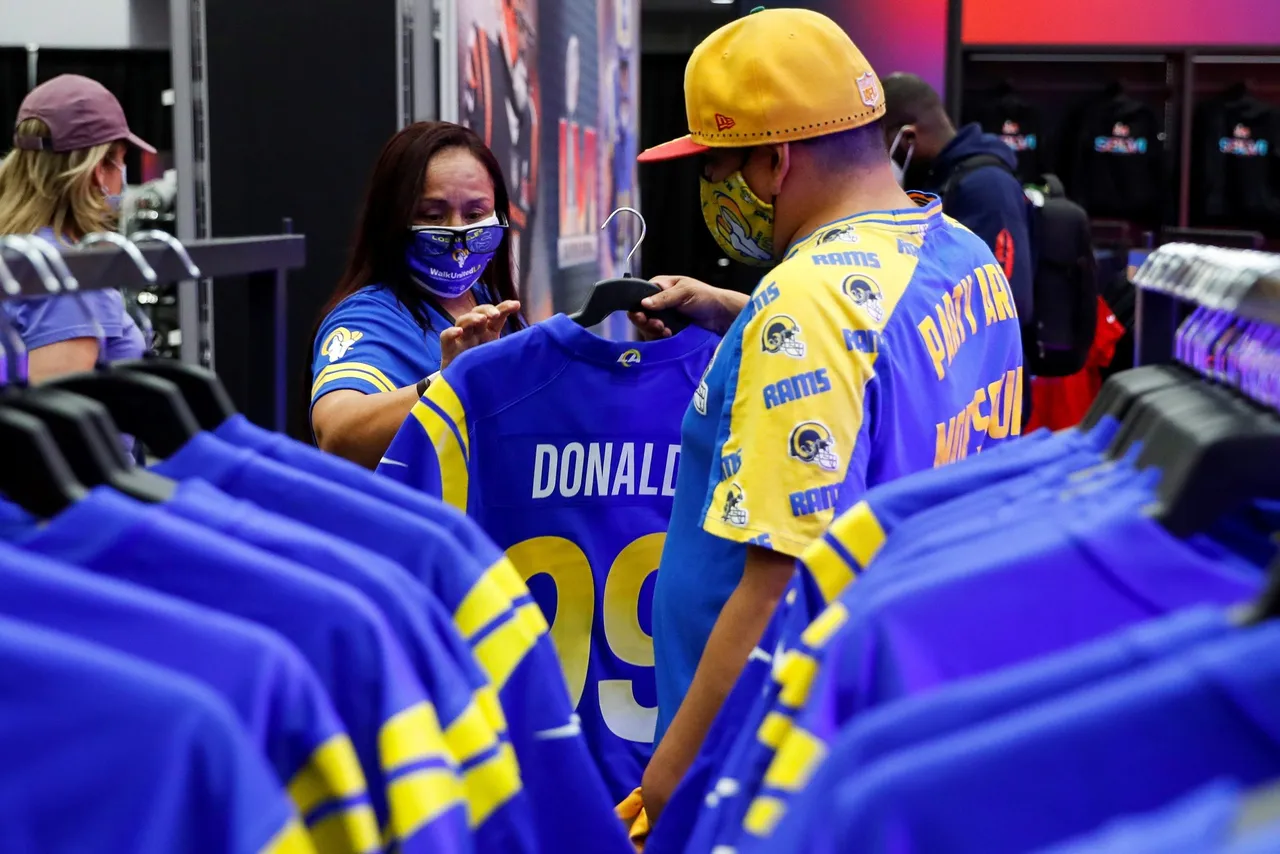 Los Angeles Atmosphere Ahead of Super Bowl LVI