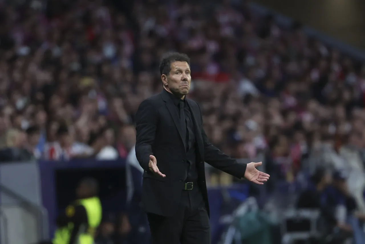- Diego Simeone, entrenador del Atlético de Madrid, remarcó este lunes que su equipo y él están "convencidos" de lo que tienen que hacer en el partido de vuelta de las semifinales