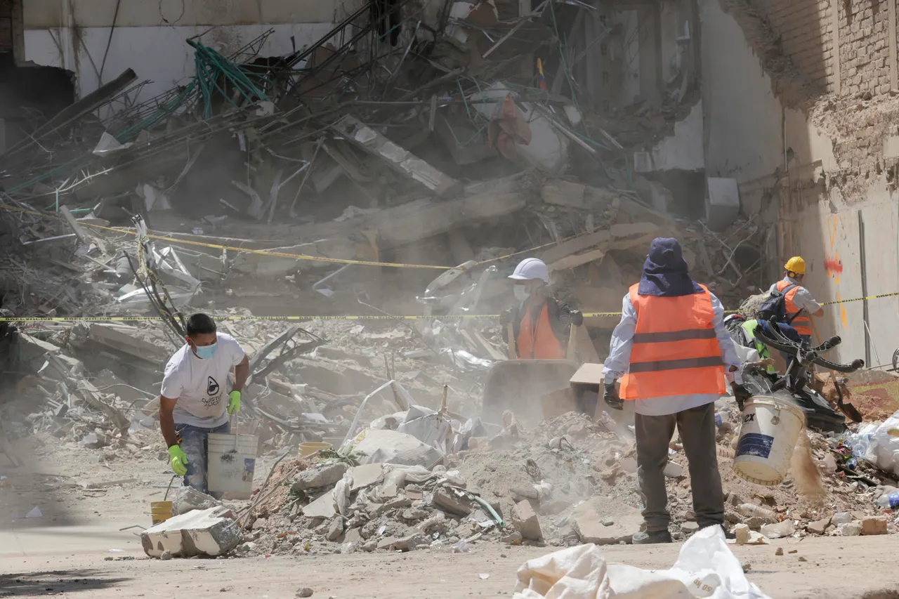 Crece angustia por dos mexicanos desaparecidos tras terremoto en Colombia