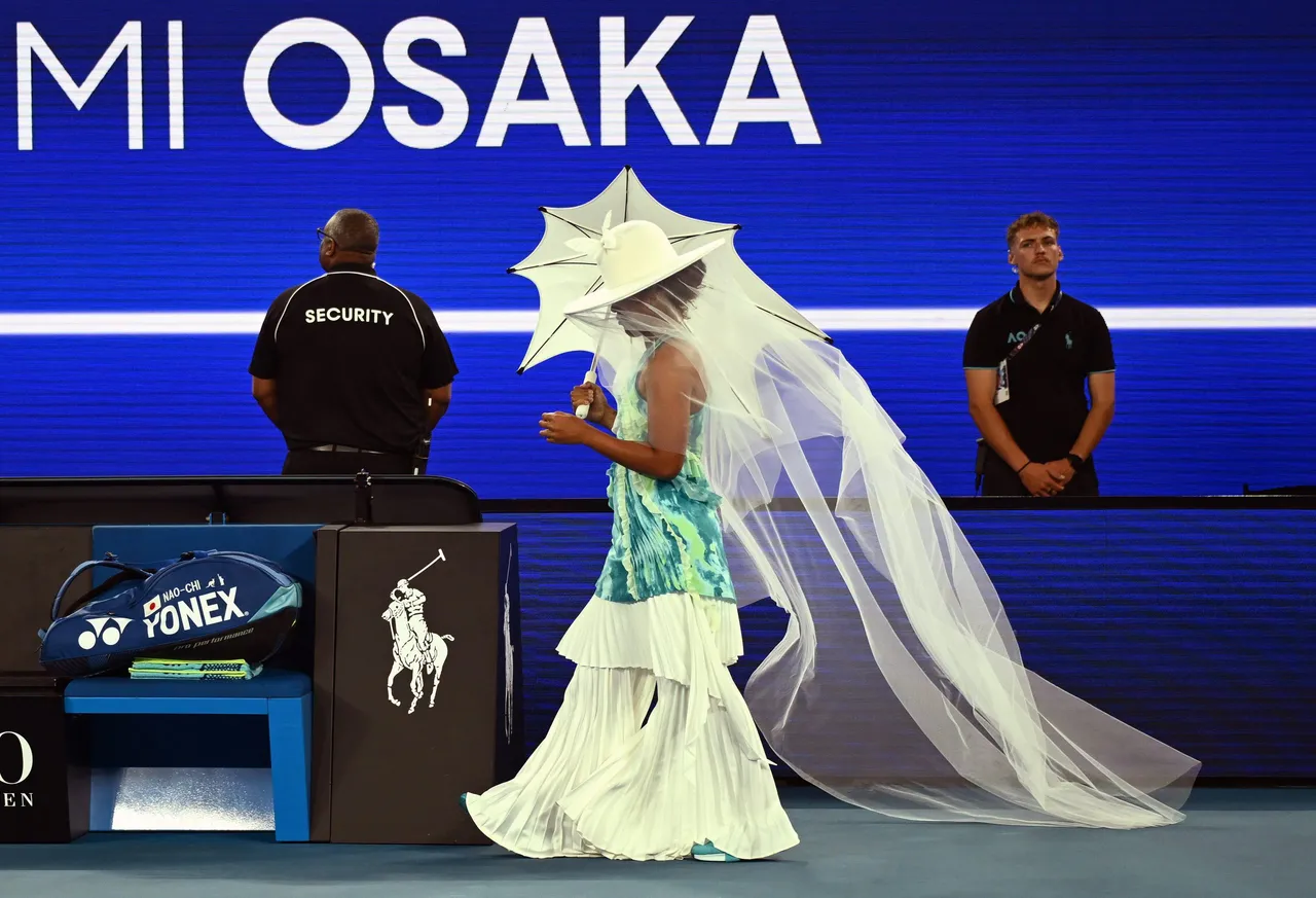 Osaka impacta con un original &#8220;look&#8221; en el Open de Australia