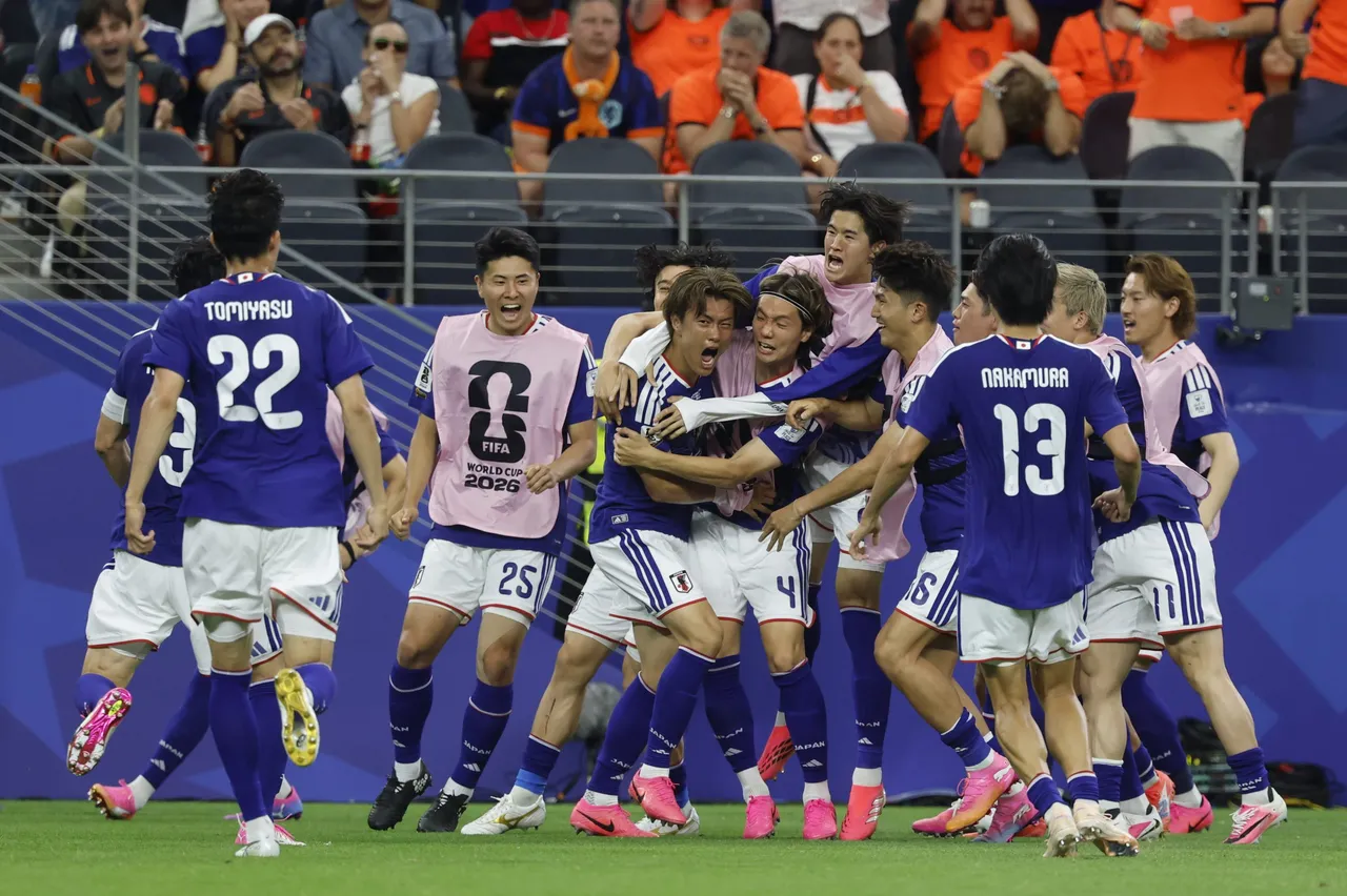 l gol sacudió el partido. Japón ya no pudo especular y el conjunto de Koeman tuvo más espacios para dañar el rival. Todo lo que no hubo en la primera mitad, se desplegó