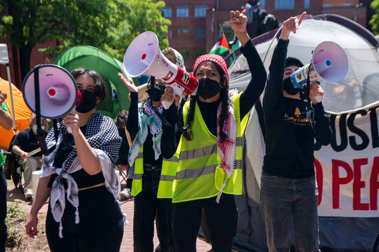 Pro-Palestinian college students demonstrate at George Washington University