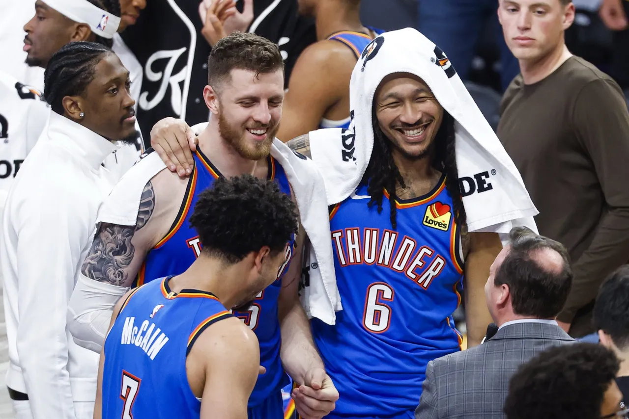 Thunder center Isaiah Hartenstein (C-L), guard Jared McCain (bottom L)