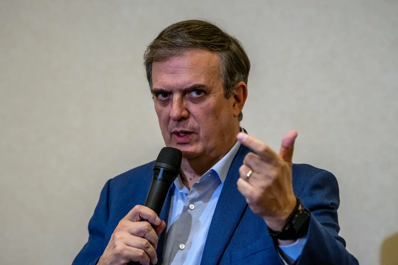 Canciller Ebrard 63215622