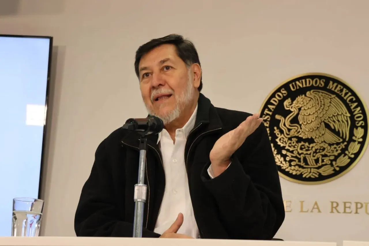 Noroña defiende estilo de vida de José Ramón López Beltrán y sostiene que ningún político de la 4T esta obligado personalmente a vivir en un esquema de austeridad.